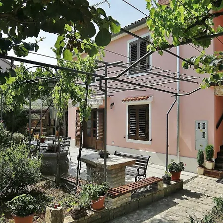Guest house Emilia Vodnjan